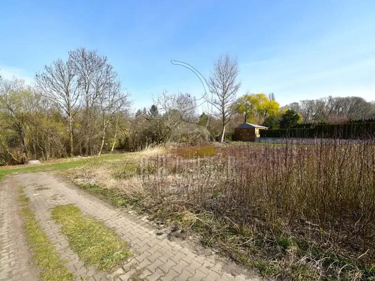 Prodej stavebního pozemku 628 m²