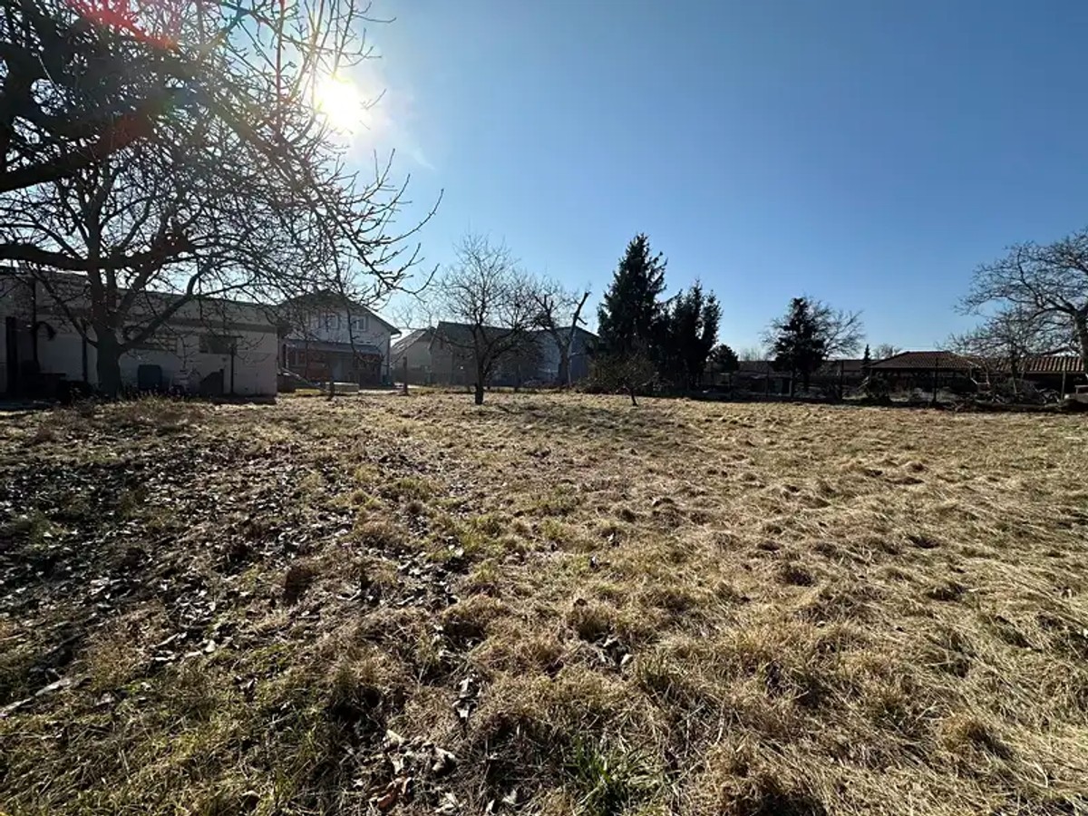Prodej stavebního pozemku 936 m²