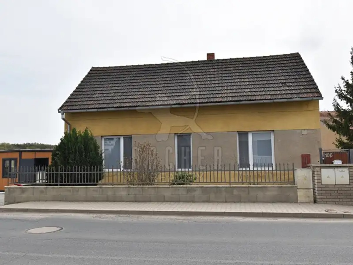 Prodej domu 100 m², pozemek 910 m²