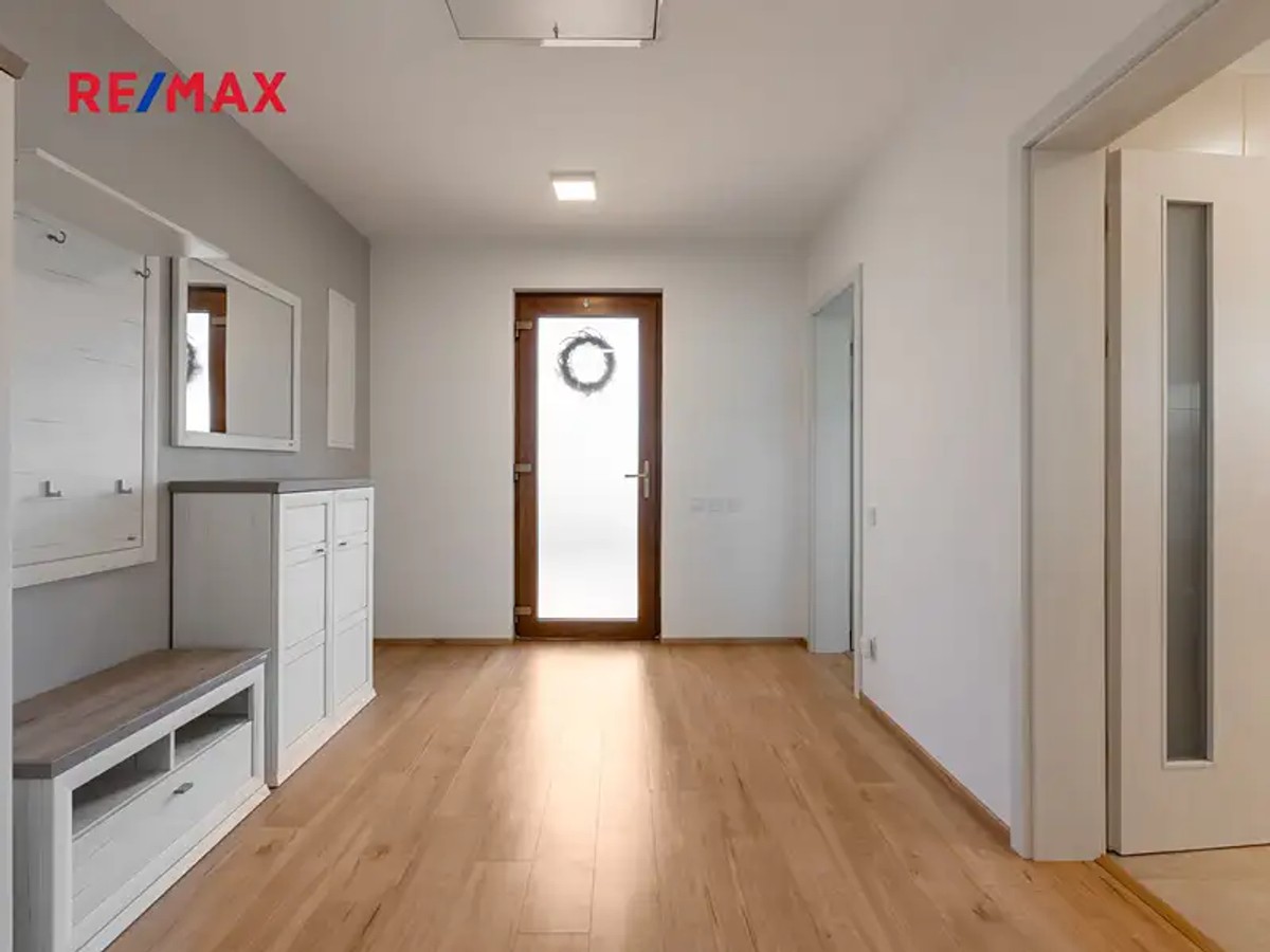 Prodej domu 198 m², pozemek 974 m²