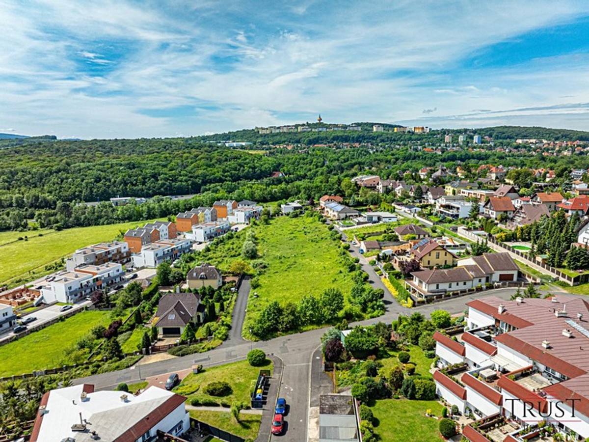 Prodej stavebního pozemku 900 m²