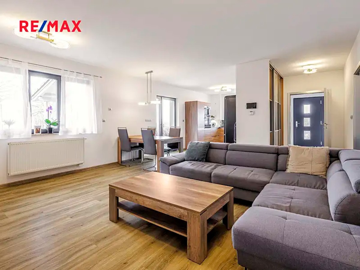 Prodej domu 198 m², pozemek 697 m²
