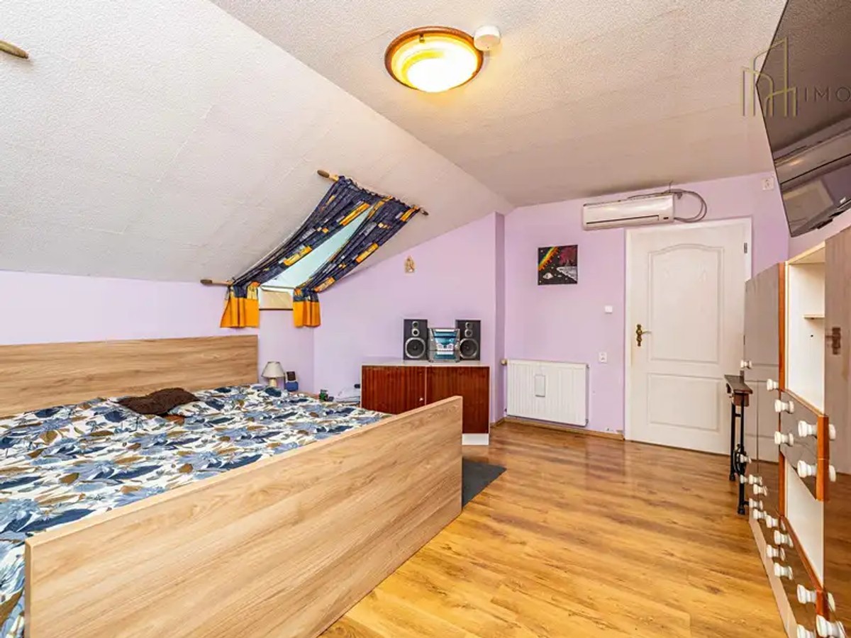 Prodej domu 308 m², pozemek 1634 m²