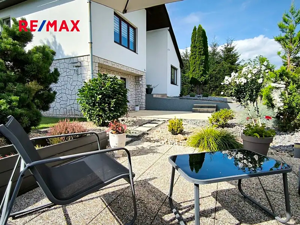 Prodej domu 186 m², pozemek 1068 m²