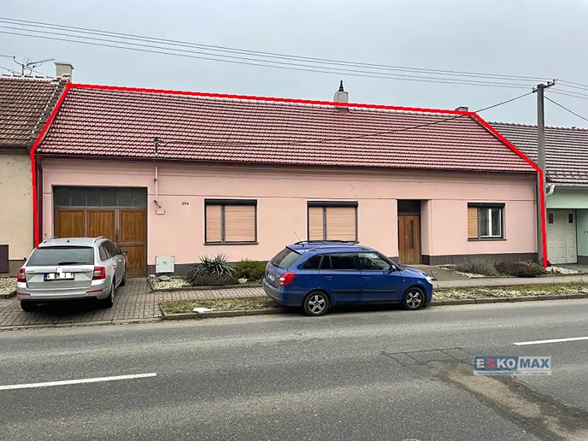 Prodej domu 300 m², pozemek 688 m²