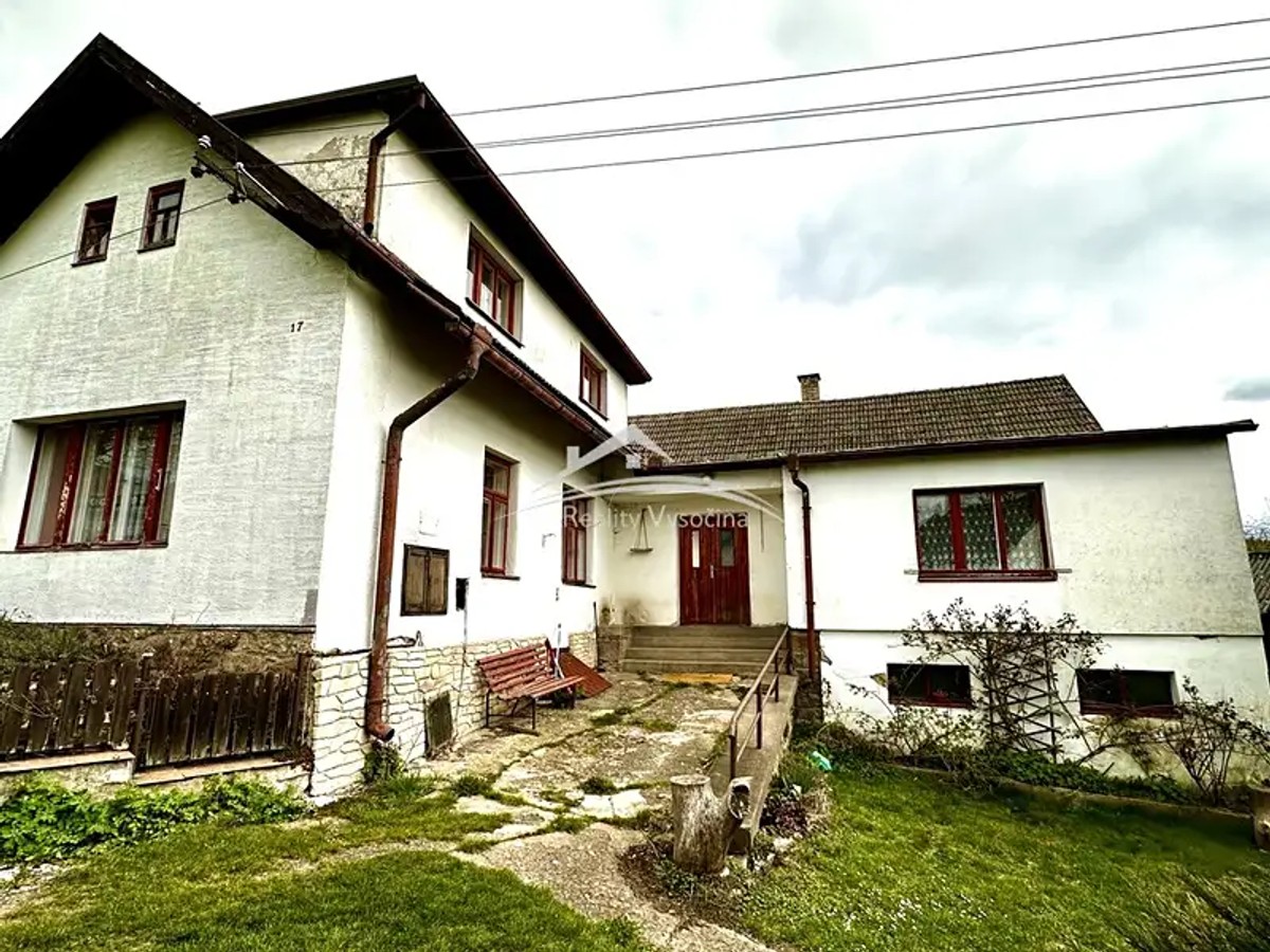 Prodej domu 200 m², pozemek 1386 m²