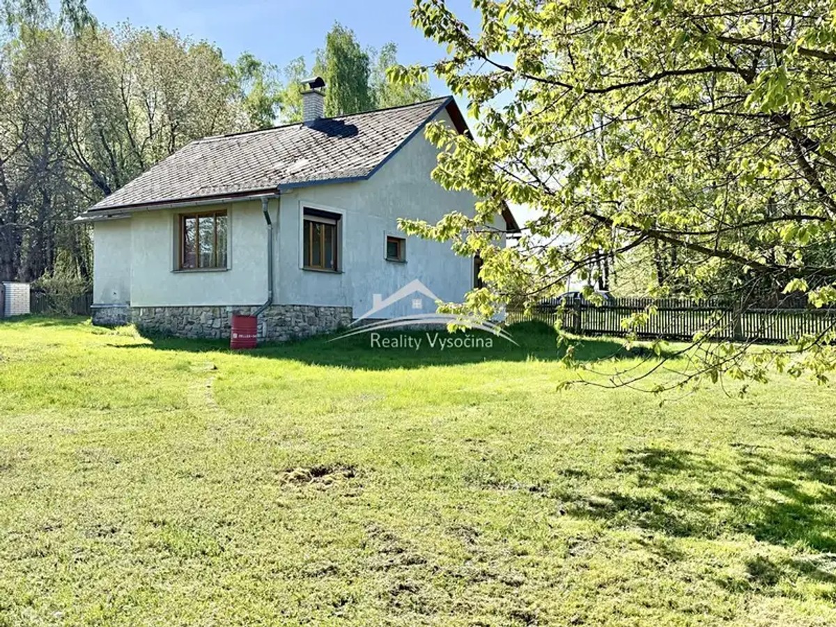 Prodej domu 100 m², pozemek 818 m²