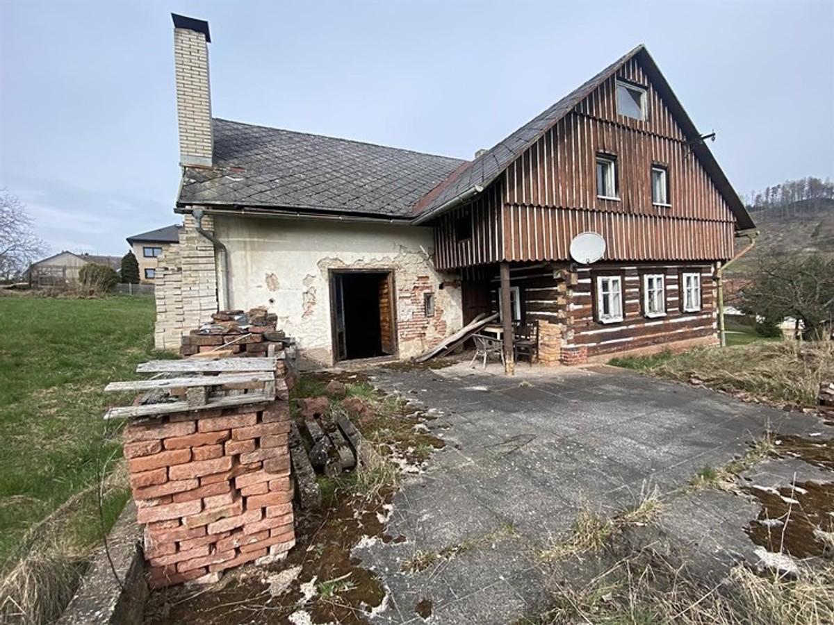 Prodej domu 351 m², pozemek 351 m²