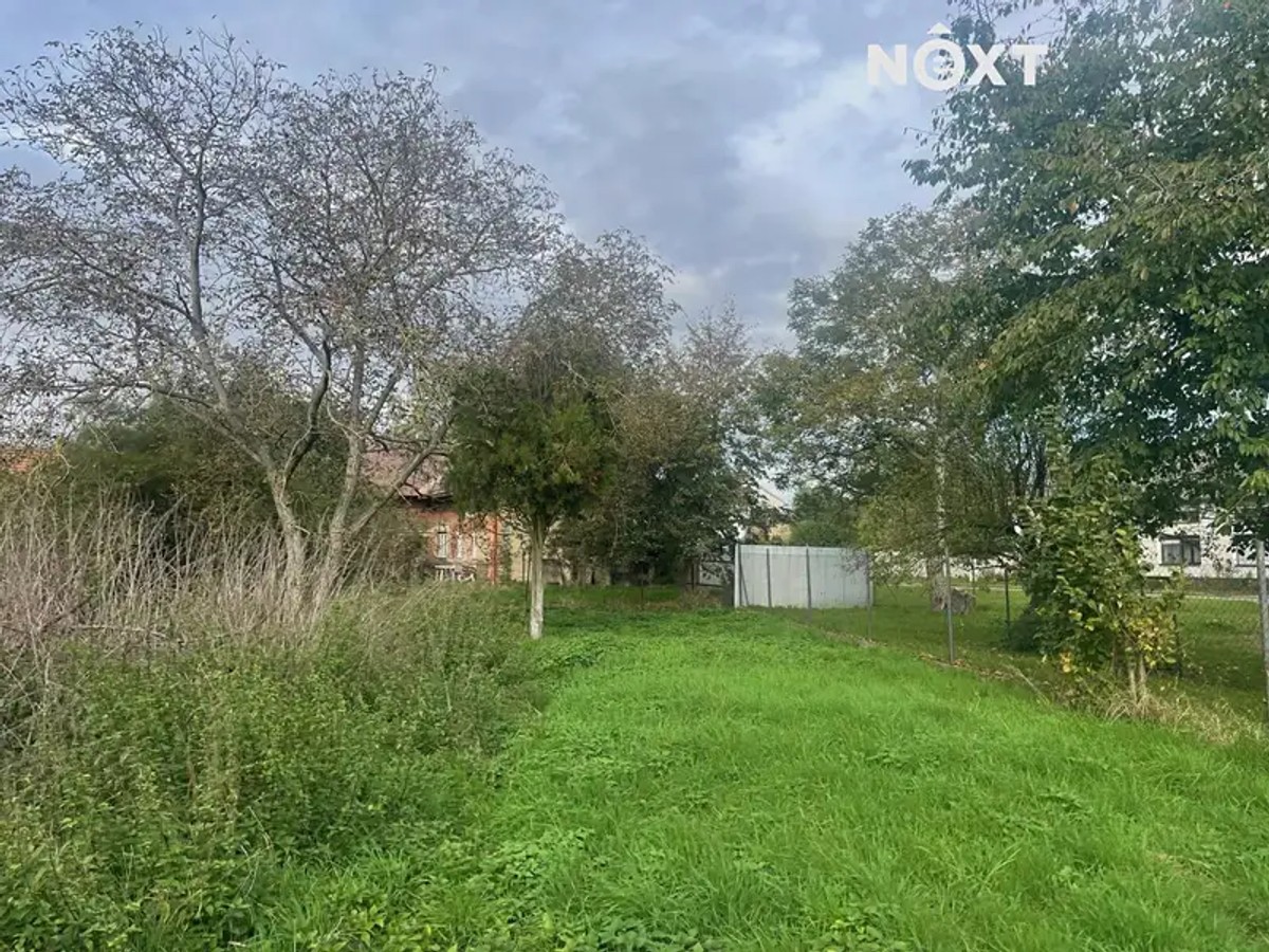 Prodej stavebního pozemku 1500 m²