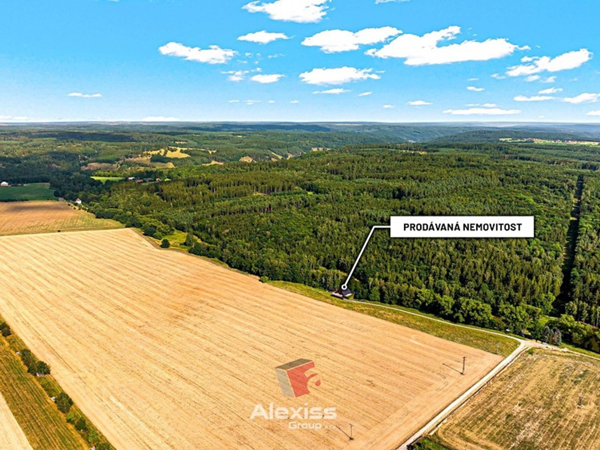 Prodej chalupy 440 m², pozemek 9194 m²