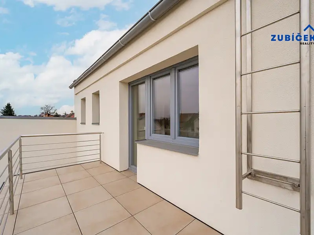 Prodej domu 350 m², pozemek 400 m²