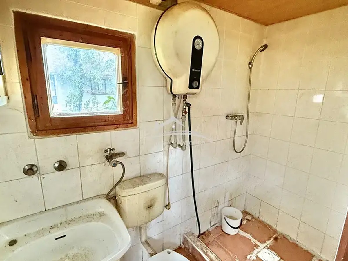 Prodej chaty 40 m², pozemek 300 m²