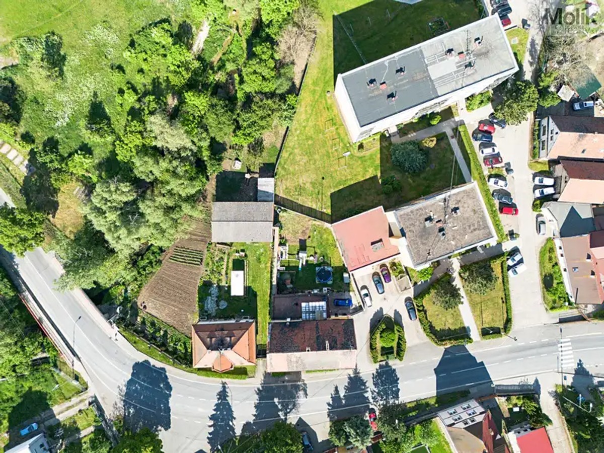 Prodej domu 765 m², pozemek 552 m²