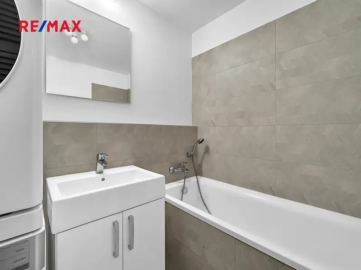 Prodej bytu 3+kk 74 m²