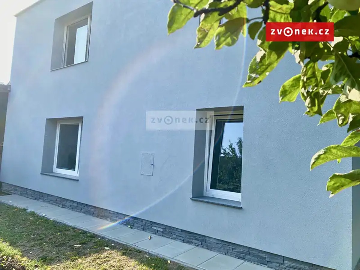 Prodej domu 420 m², pozemek 950 m²