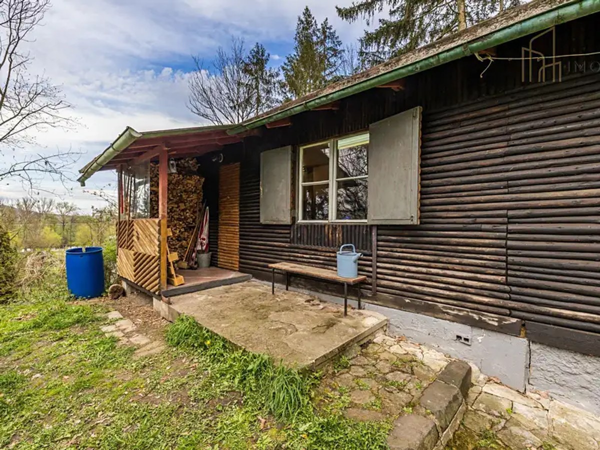 Prodej chaty 42 m², pozemek 810 m²