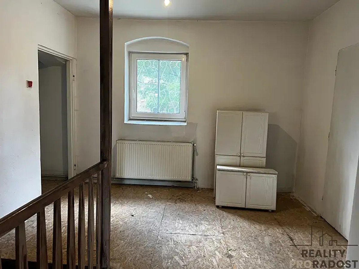 Prodej domu 374 m², pozemek 675 m²