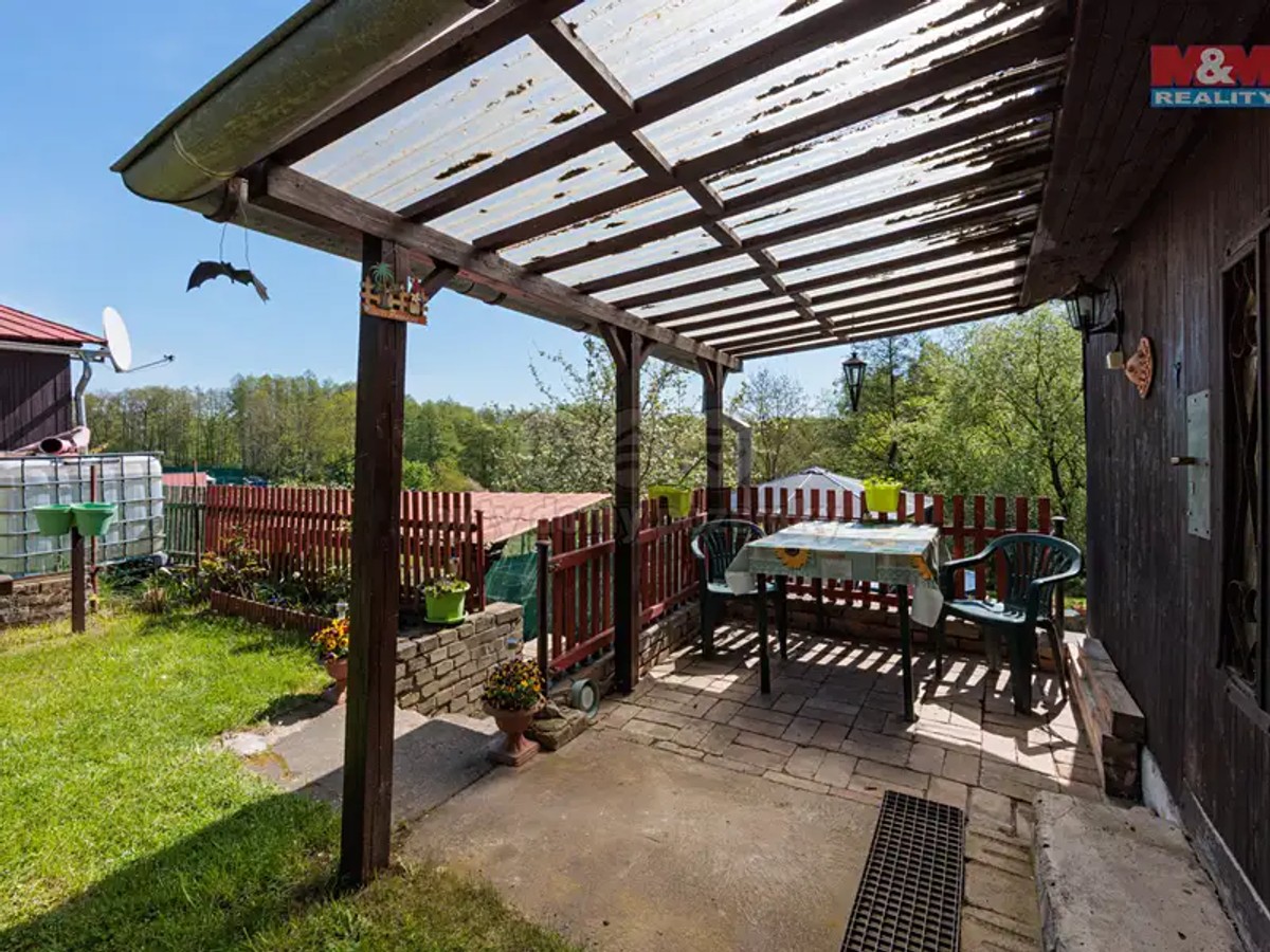 Prodej chaty 17 m², pozemek 437 m²