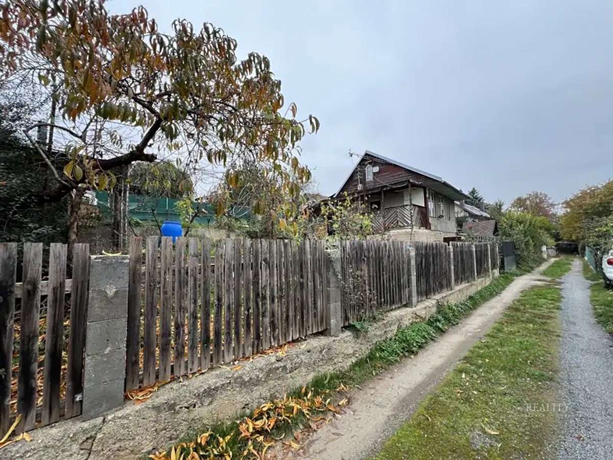 Prodej chaty 44 m², pozemek 284 m²