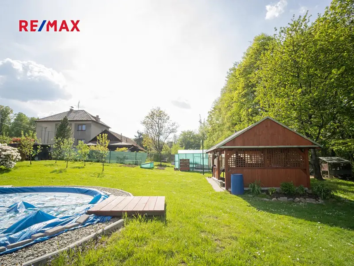 Prodej domu 291 m², pozemek 1086 m²