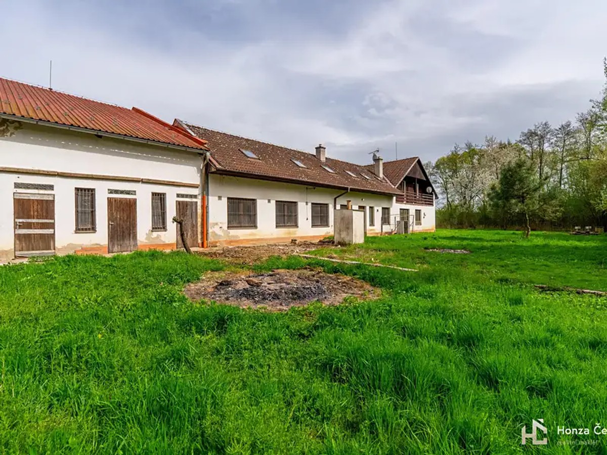 Prodej domu 264 m², pozemek 4539 m²