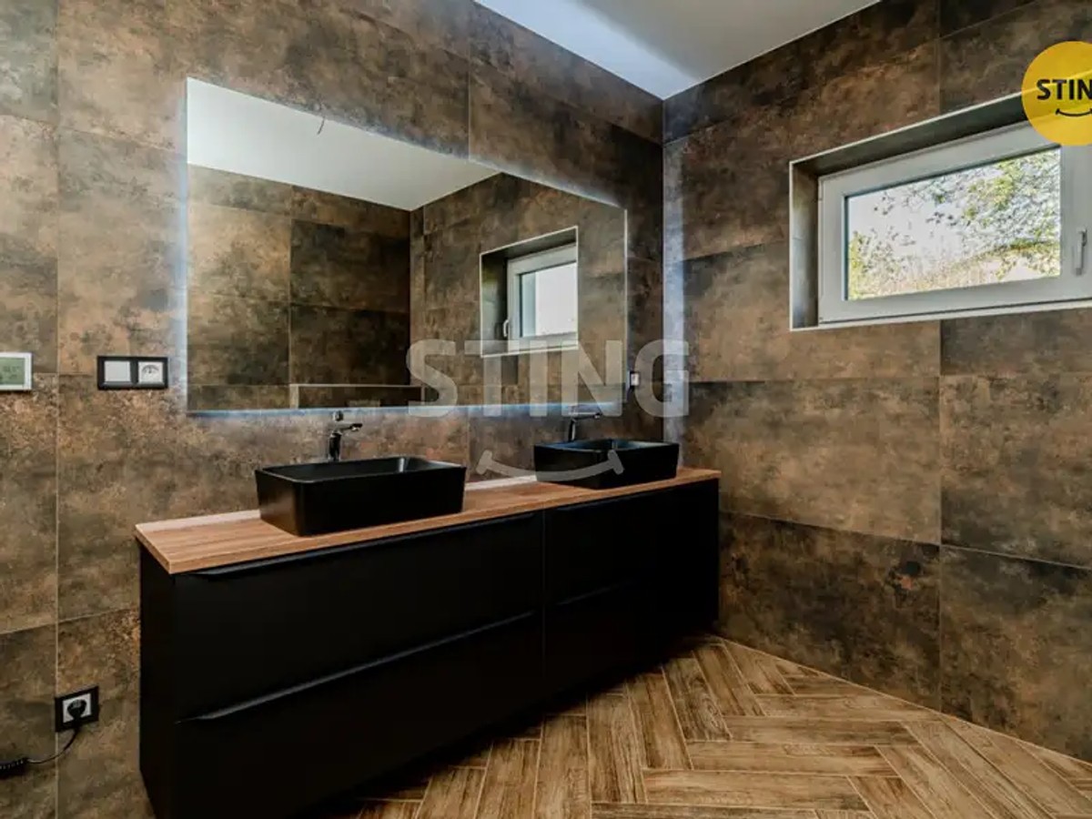 Prodej domu 207 m², pozemek 1377 m²