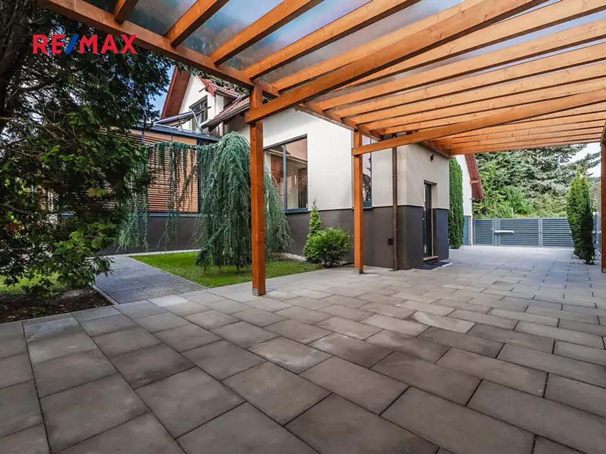 Prodej domu 285 m², pozemek 657 m²