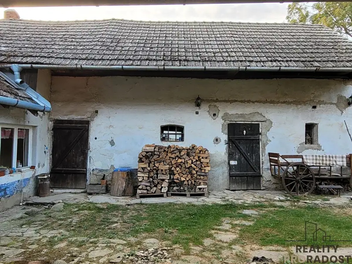 Prodej domu 90 m², pozemek 2454 m²