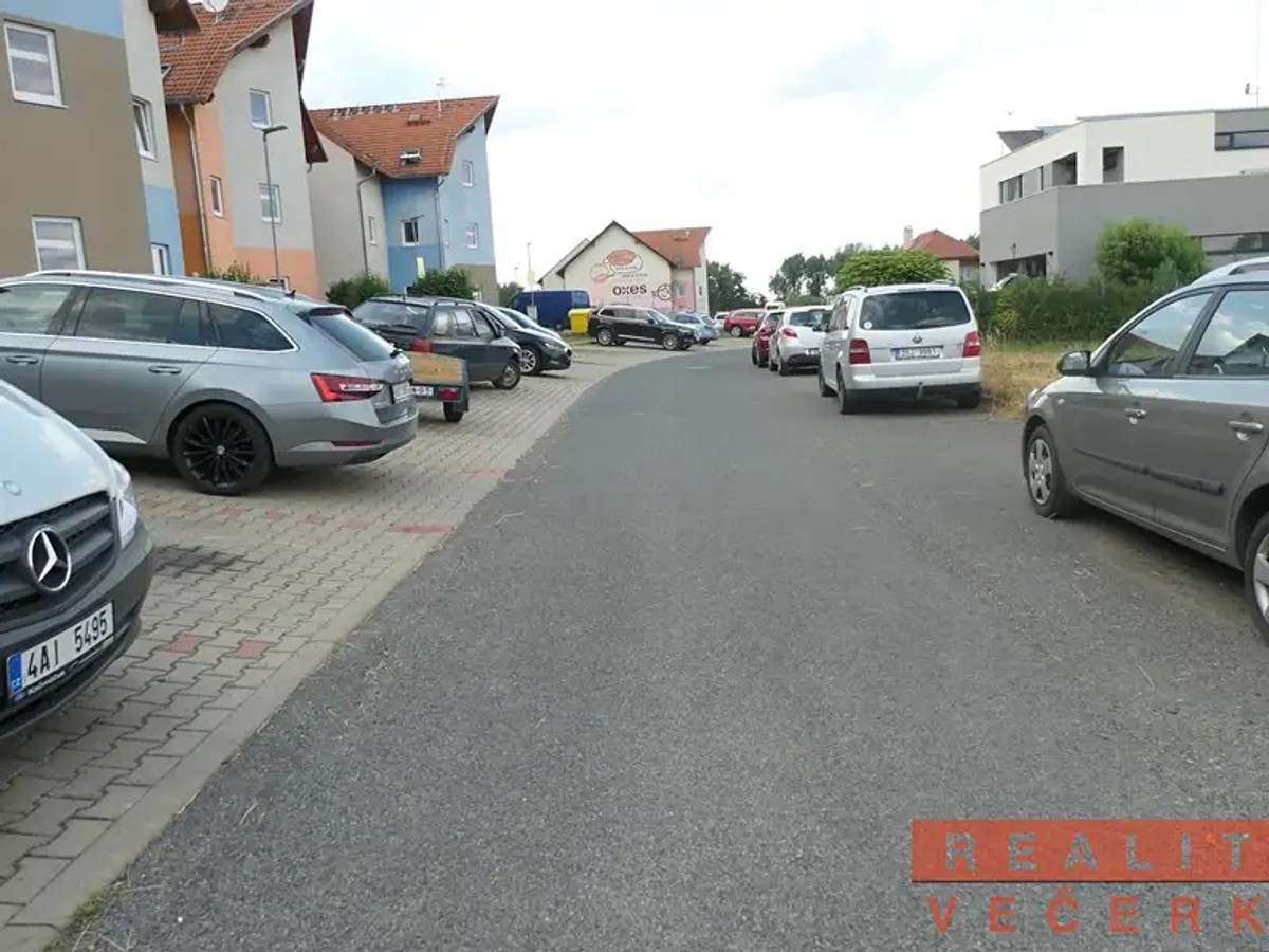 Prodej stavebního pozemku 794 m²