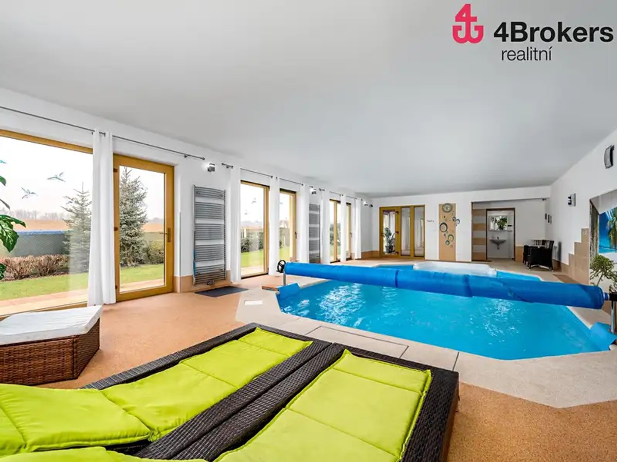 Prodej domu 250 m², pozemek 2816 m²