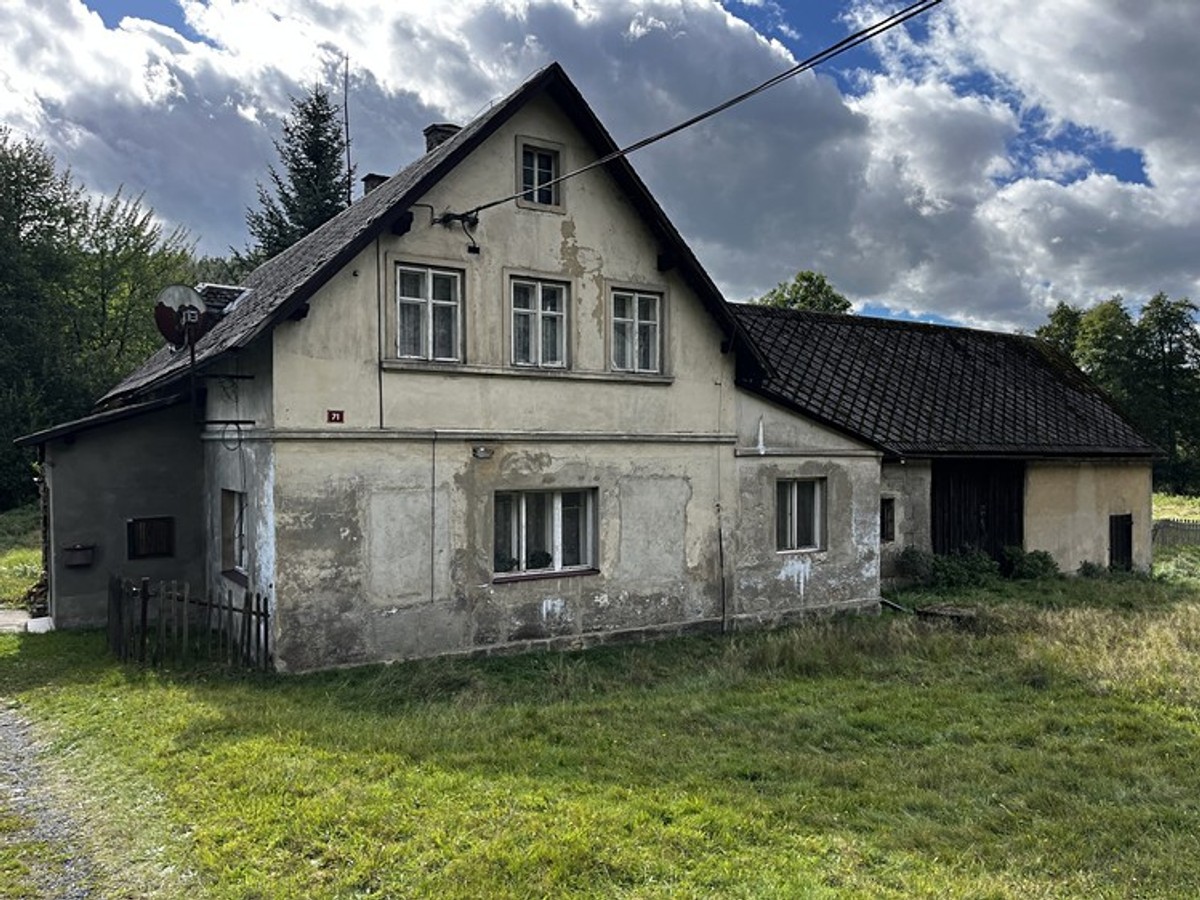 Prodaný dům 200 m², pozemek 3375 m²