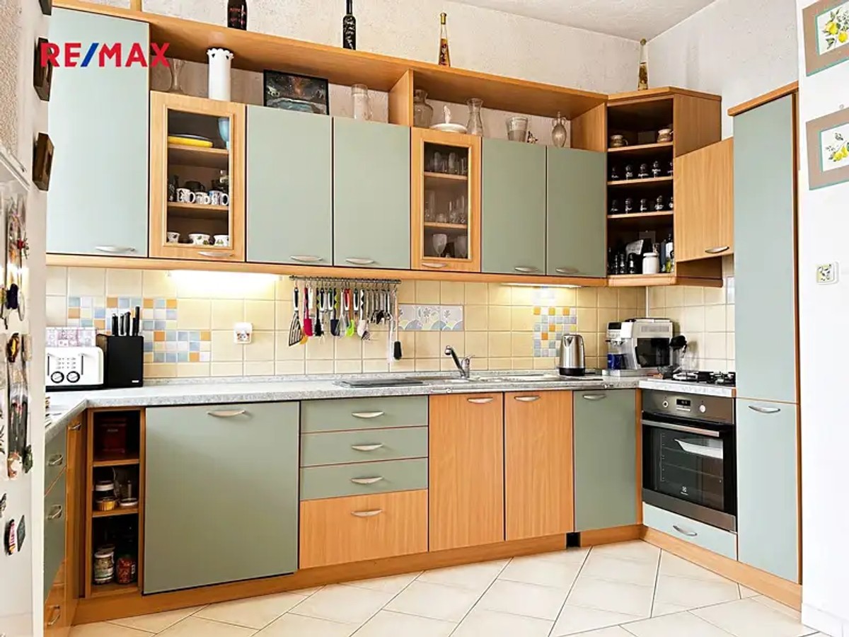 Prodej vily 482 m², pozemek 732 m²