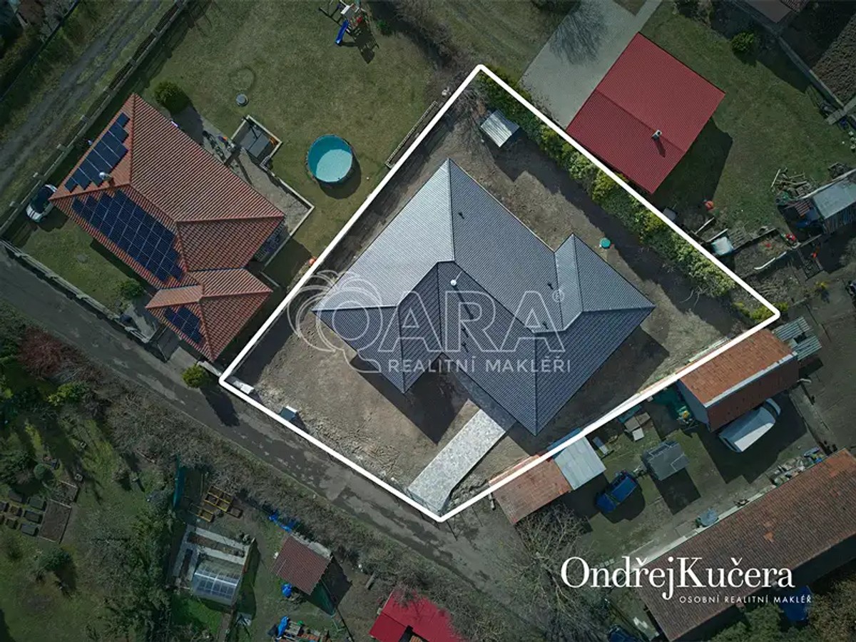 Prodej domu 200 m², pozemek 1000 m²