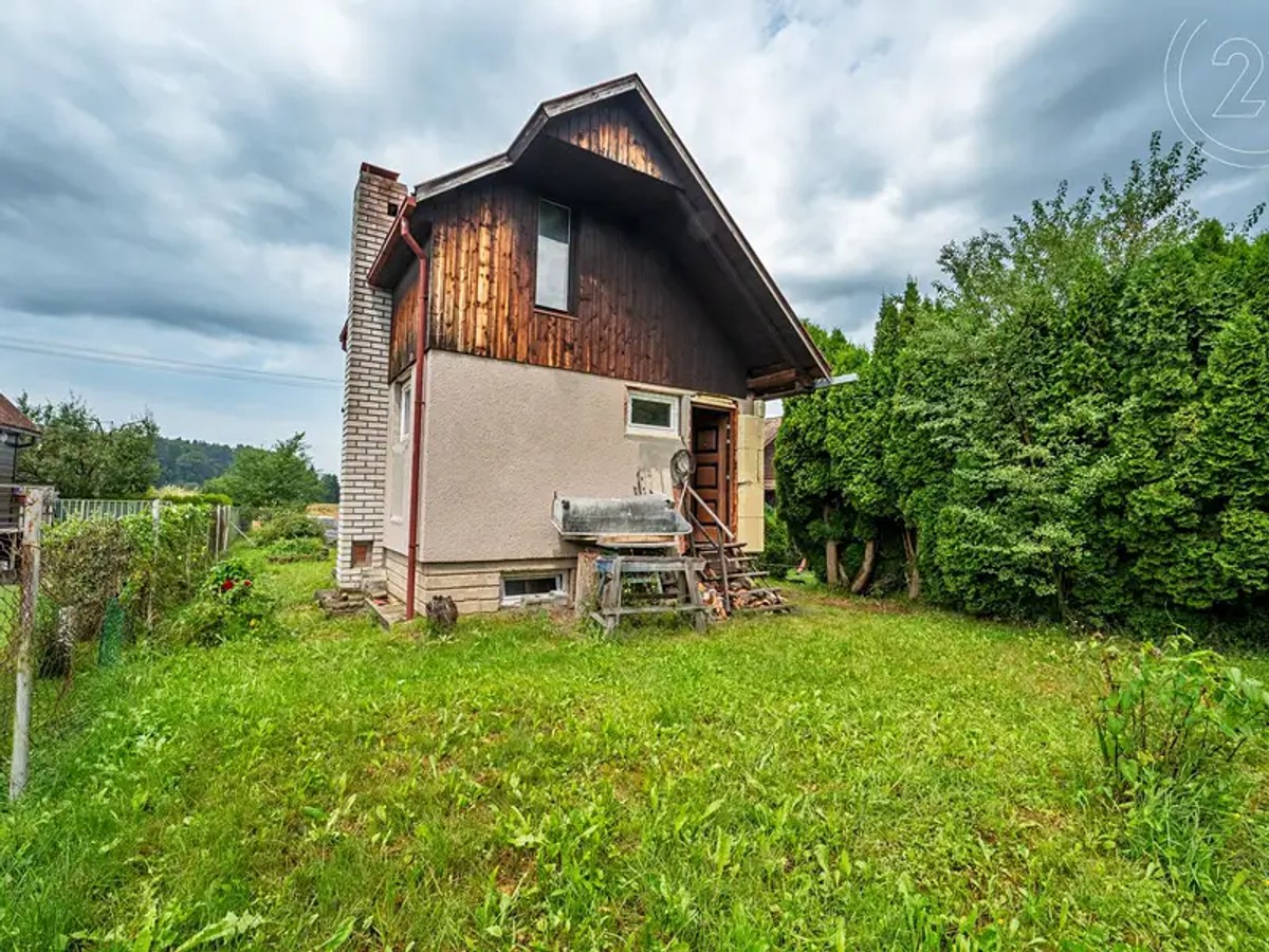 Prodej chaty 38 m², pozemek 26 m²