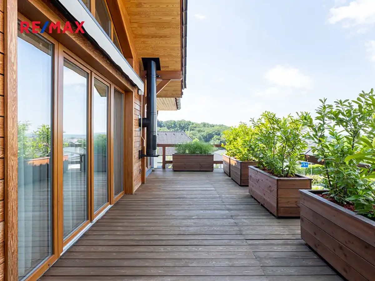 Prodej domu 198 m², pozemek 974 m²