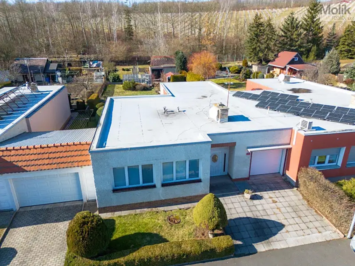 Prodej domu 180 m², pozemek 811 m²