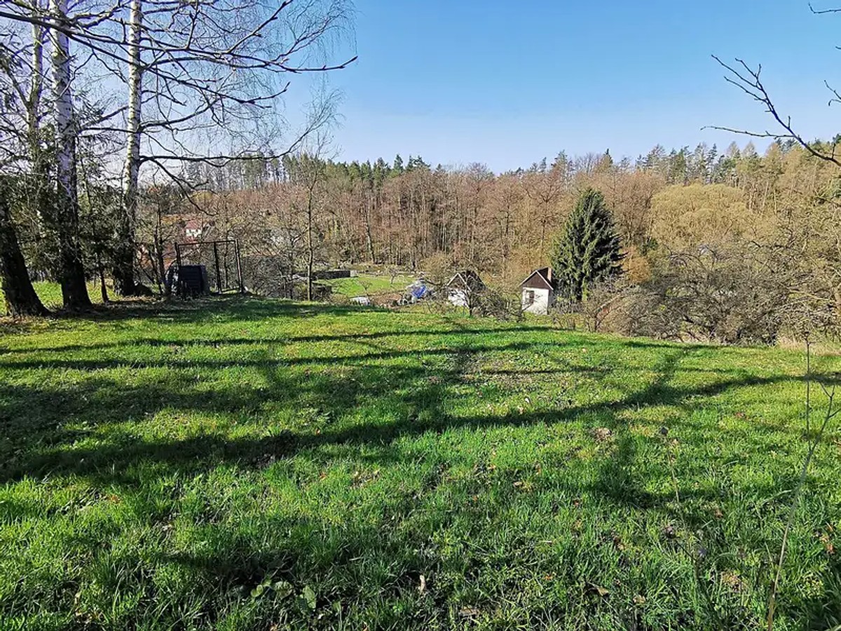 Prodej stavebního pozemku 818 m²
