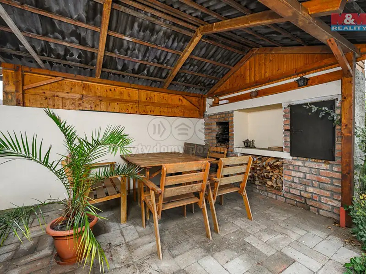 Prodej domu 166 m², pozemek 1883 m²