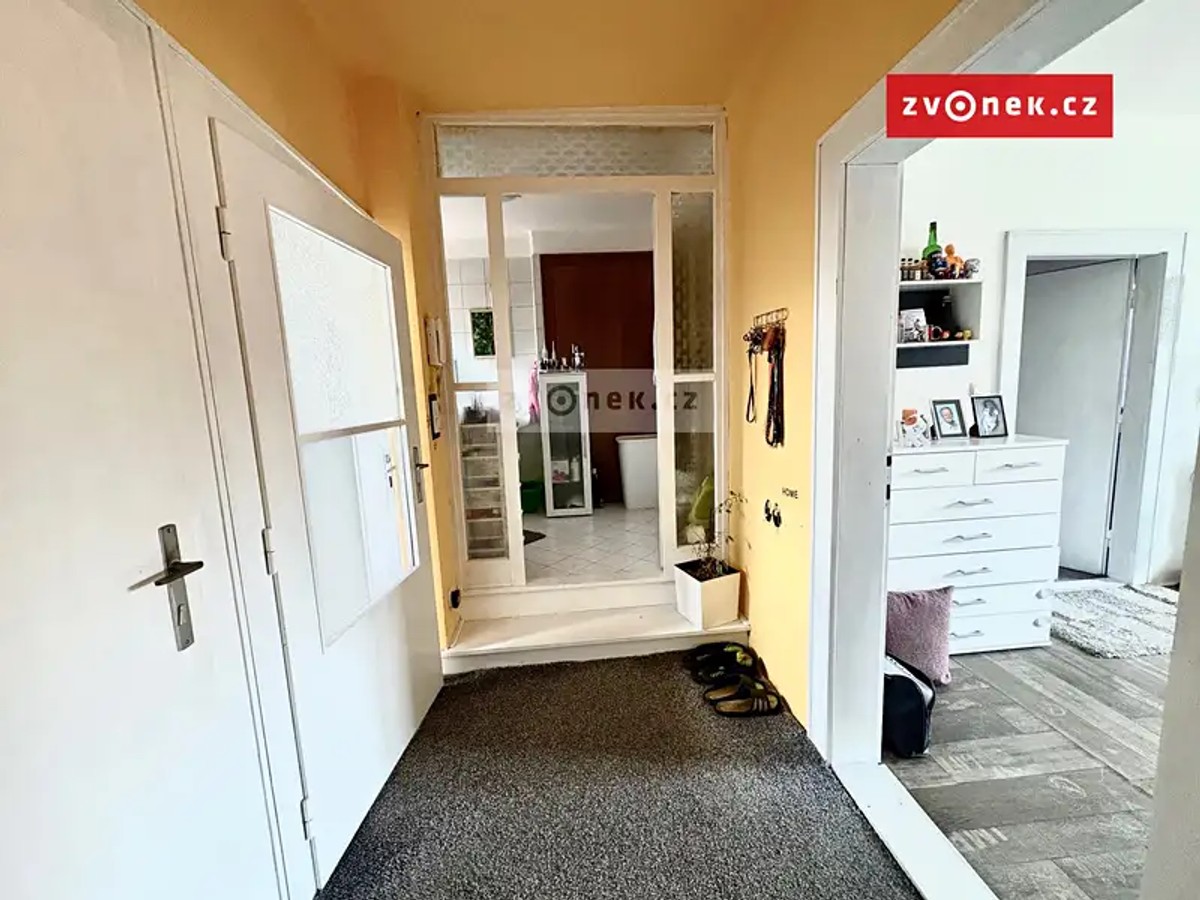 Prodej domu 420 m², pozemek 950 m²