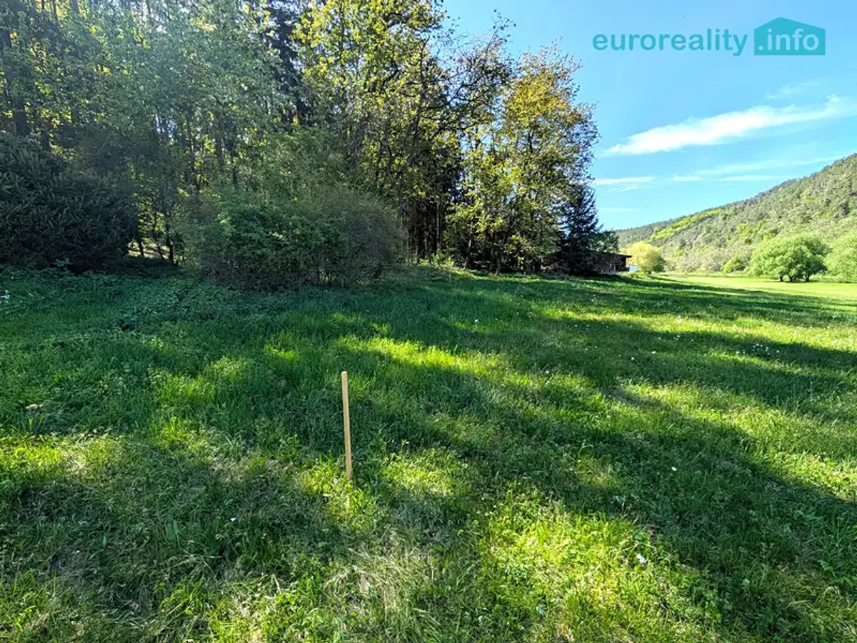 Prodej stavebního pozemku 770 m²