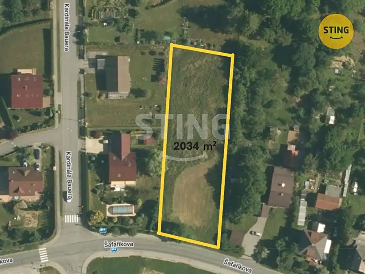 Prodej stavebního pozemku 2034 m²