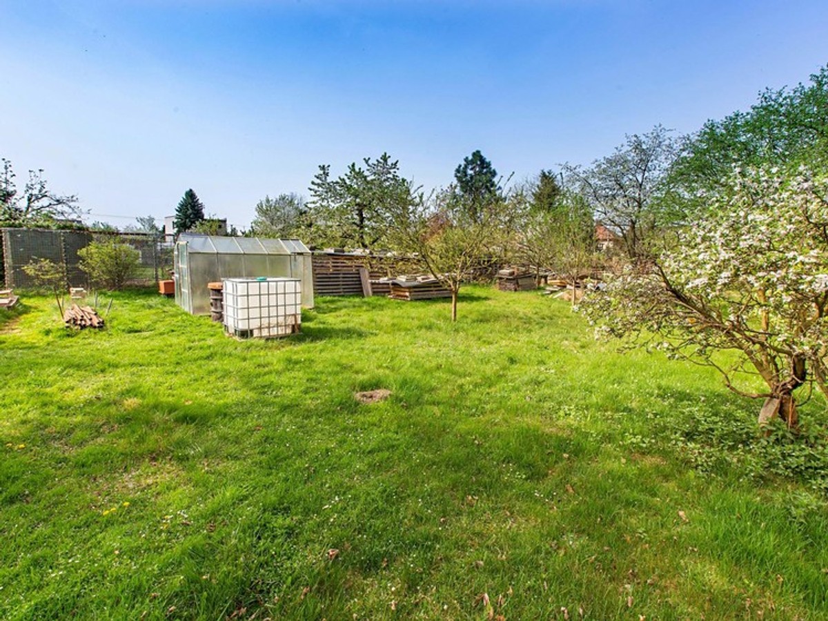 Prodej stavebního pozemku 750 m²