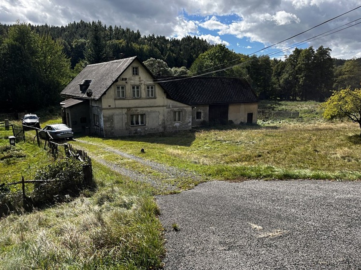 Prodaný dům 200 m², pozemek 3375 m²