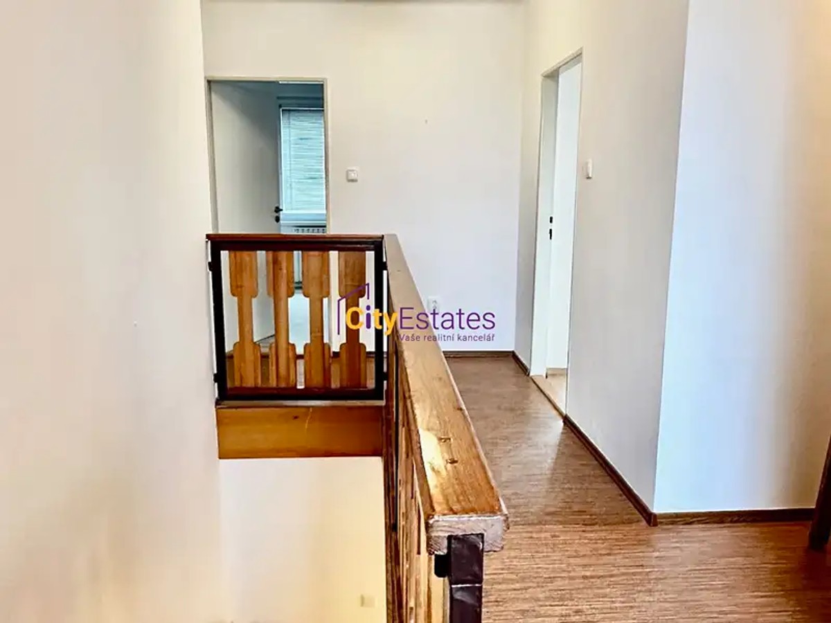 Prodej domu 240 m², pozemek 297 m²