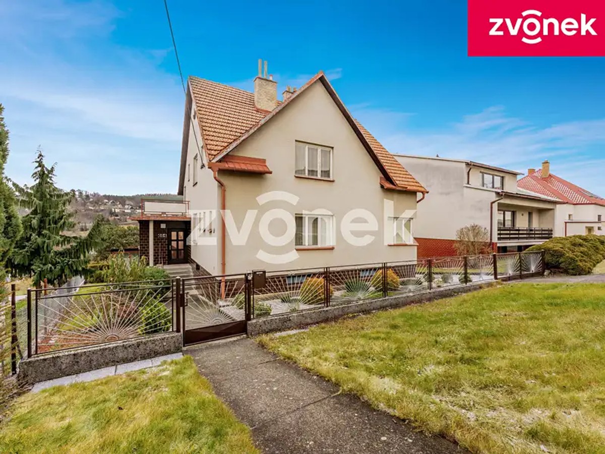 Prodej vily 250 m², pozemek 785 m²