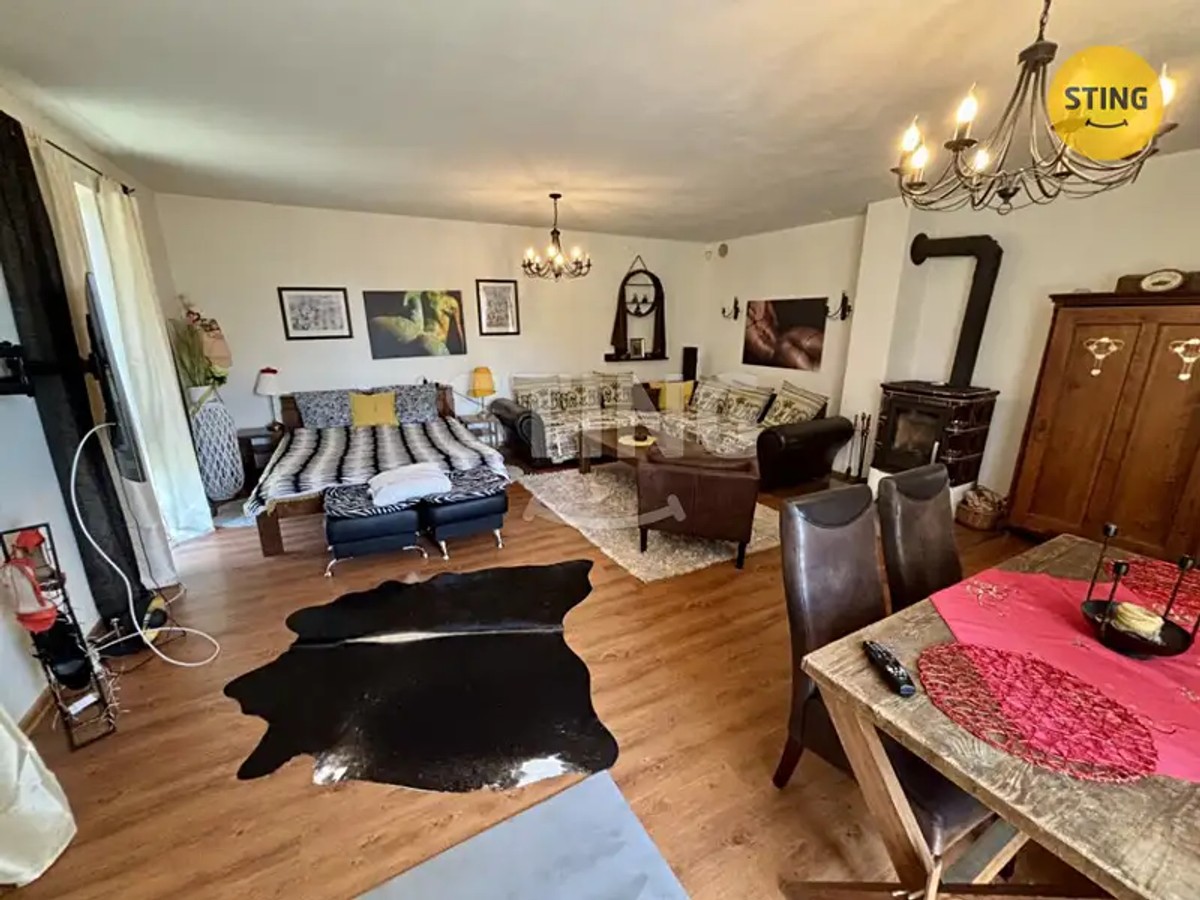 Prodej domu 334 m², pozemek 2308 m²