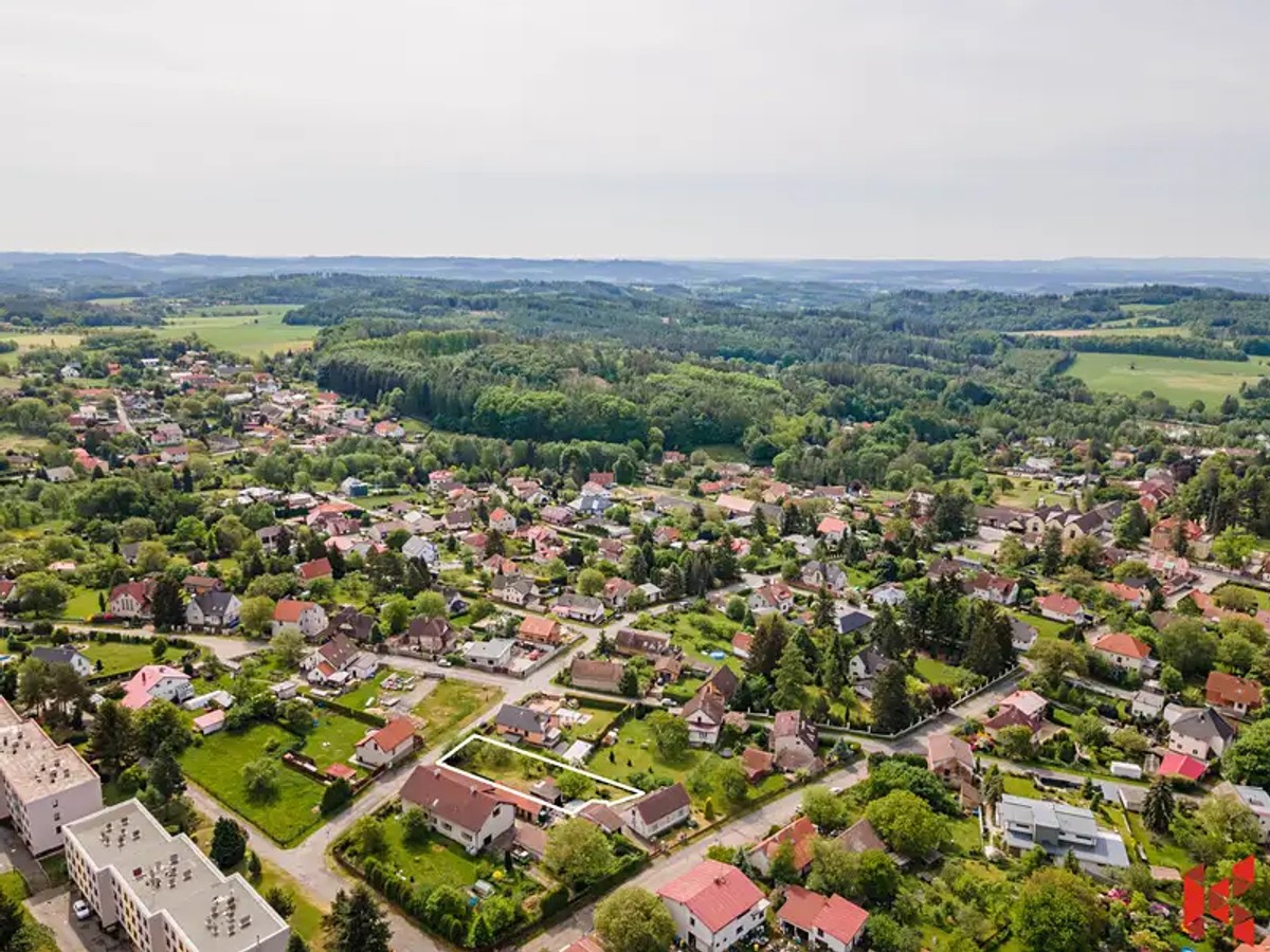 Prodej stavebního pozemku 710 m²