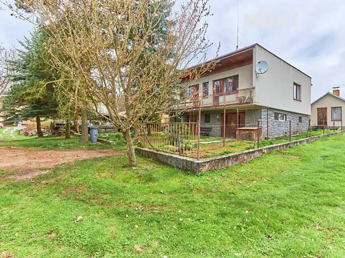 Prodej domu 300 m², pozemek 2300 m²
