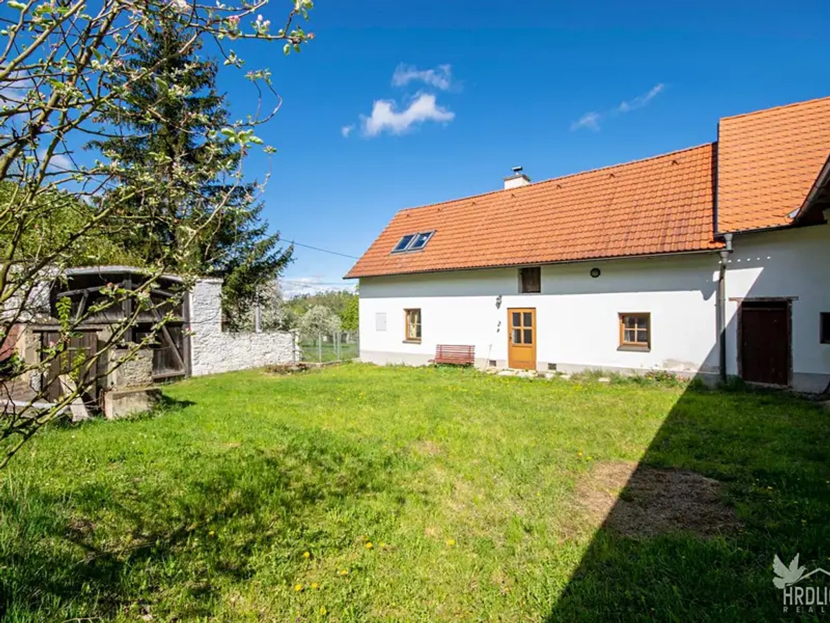 Prodej chalupy 56 m², pozemek 14063 m²