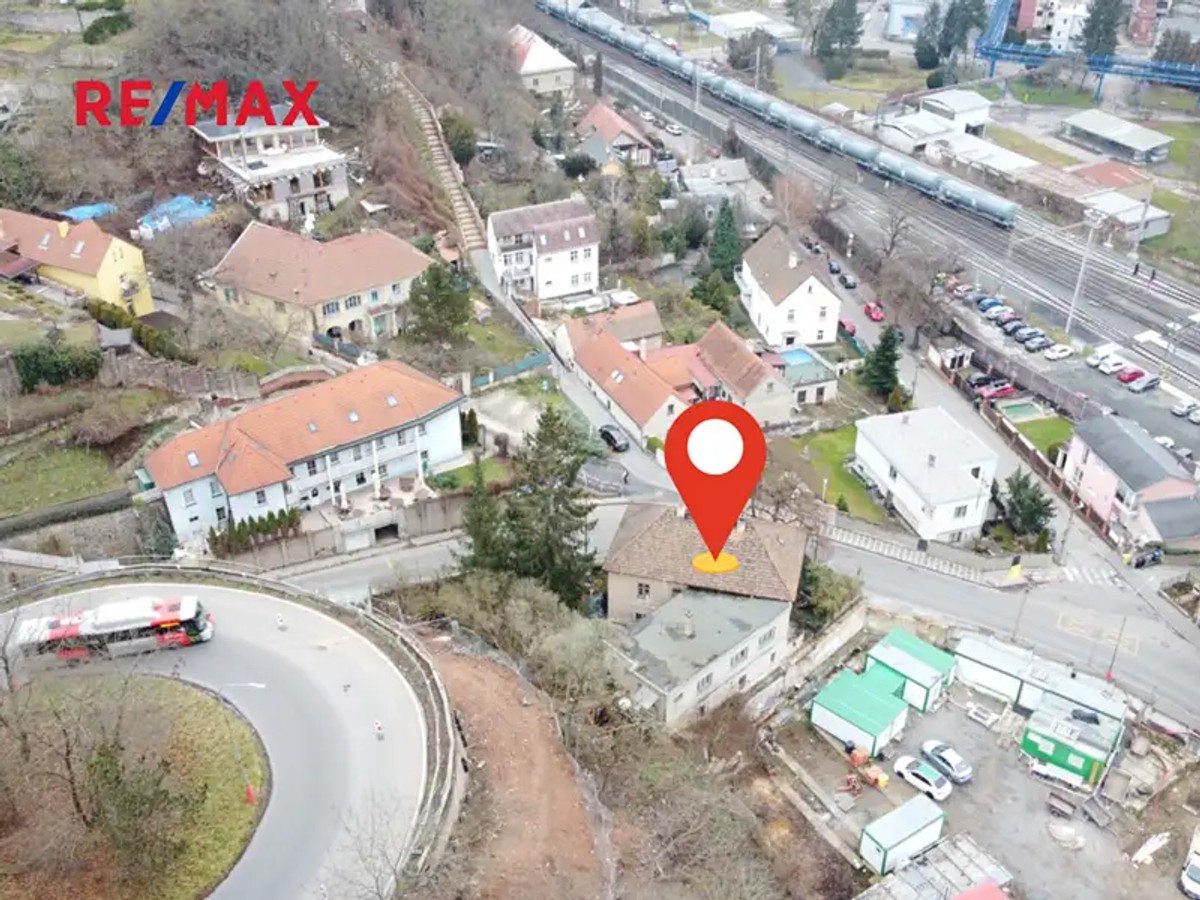 Prodej domu 390 m², pozemek 915 m²